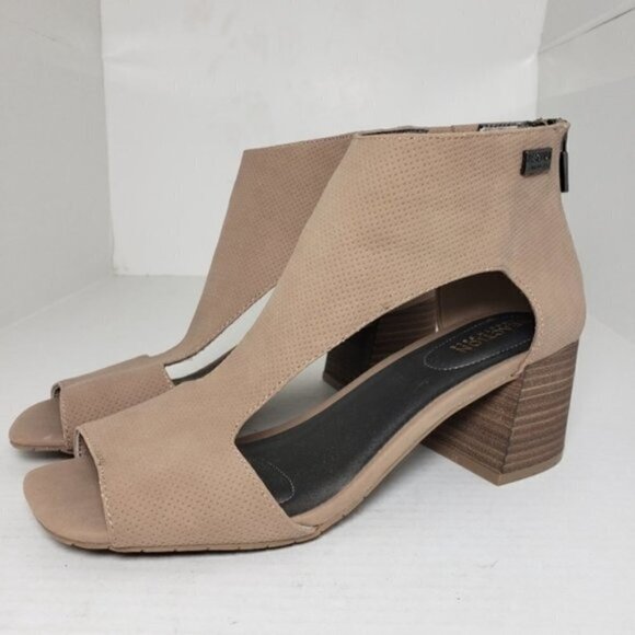Kenneth Cole Ortholite Tan Peep Toe Zip Sandals - Picture 5 of 12